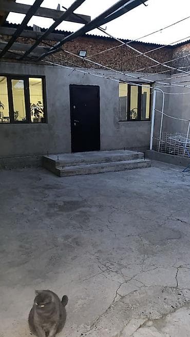 10 га: Продаётся земельный участок с домом и хозяйственными застройками!Три — 4