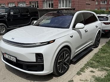 линолеум на авто: Lixiang L7: 2024 г., 1.5 л, Автомат, Электромобиль, Внедорожник — 1