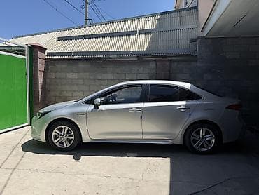 prius v: Toyota Levin: 2020 г., 1.8 л, Вариатор, Гибрид, Седан — 6