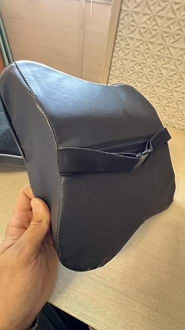 подушка для спины: Подушка с мягкой набивкой, цвет - Черный — 4