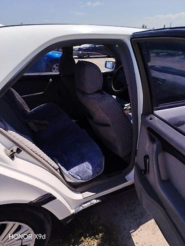 Унаа сатуу: Mercedes-Benz C-Class: 1995 г., Кол менен иштөөчү, Бензин, Седан — 5