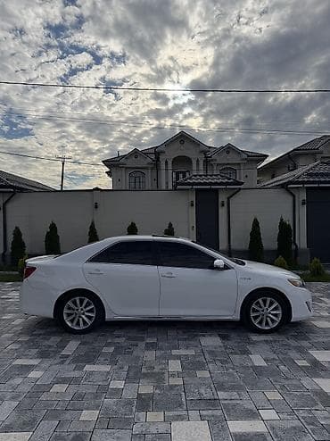 обмен: Toyota Camry: 2012 г., 2.5 л, Вариатор, Гибрид — 6