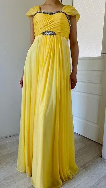 second hend: Надевала только на выпускной. Размер 42-44. Подходит для роста до — 4