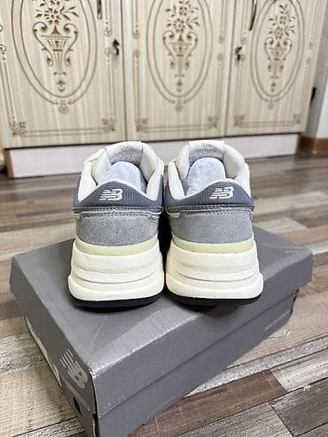 бу красовки: Мужские кроссовки, 40, New Balance, Б/у, цвет - Серый, Самовывоз, Платная доставка — 4