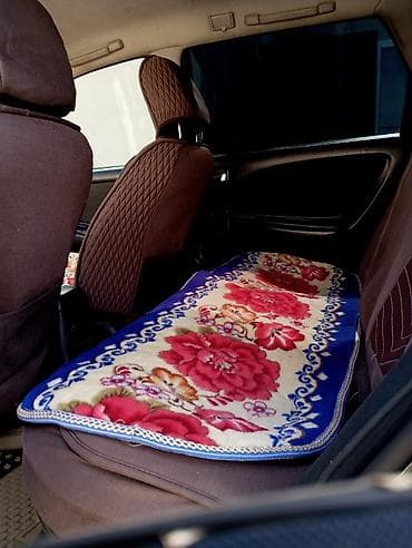 audi a2: Toyota Avensis: 2003 г., 1.8 л, Ручные, Бензин, Универсал — 6