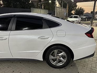 без вложении: Hyundai Sonata: 2019 г., 2 л, Автомат, Бензин, Седан — 10