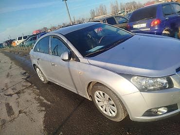aubi 80: Chevrolet Cruze: 2009 г., Седан — 1