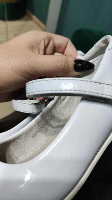 обувь каракол: Отдам за 300 сом, Туфли для девочки, в школу или садик, на 5-6-7 лет — 5