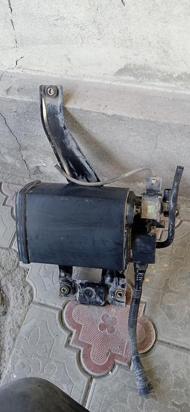 acura: Адсорбер (улавливатель паров бензина) в сборе с креплением и — 1