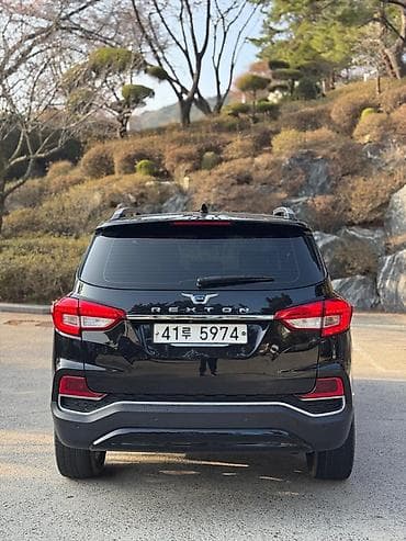 tayota funcargo: Ssangyong Rexton: 2019 г., 2.2 л, Автомат, Дизель, Внедорожник — 4