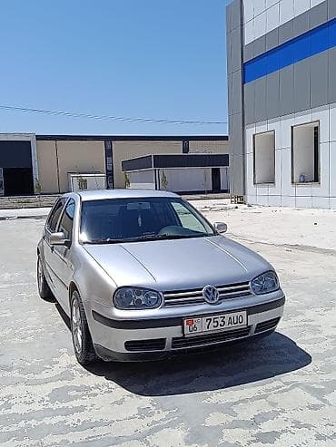 Volkswagen Golf: 2003 г., 1.6 л, Кол менен иштөөчү, Бензин, Хетчбек — 2