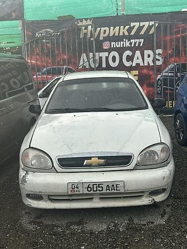 Daewoo Lanos: 1997 г., 1.3 л, Механика, Бензин, Седан