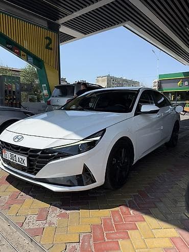 Hyundai Avante: 2021 г., Автомат, Седан