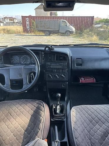 мотор на скутер: Volkswagen Passat Variant: 1989 г., Механика, Бензин, Универсал — 6