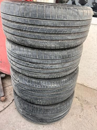 Комплект из 4 летних шин Run Flat 275/40 R22. 315/35 р22 разноширокие