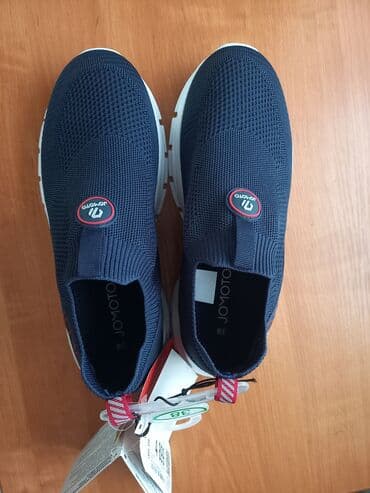 срочно продаю в связи с переездом: Крассовки новые для мальчика подростка размер 38 — 3