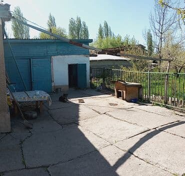 продаю дом в токмаке: Дом, 80 м², 4 комнаты, Собственник, Старый ремонт — 3