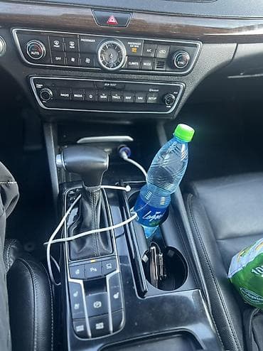 corolla verso: Kia K7: 2018 г., Седан — 7