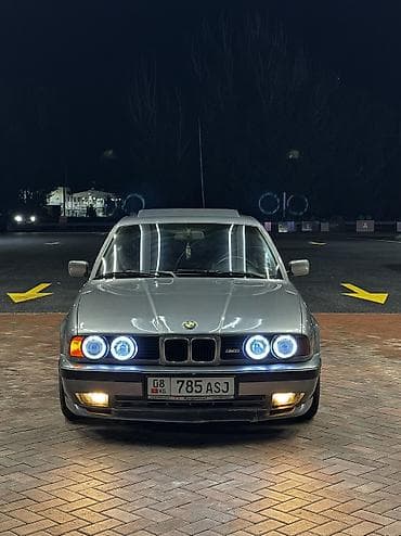 bmw e39 4 4: BMW 5 series: 1991 г. — 1
