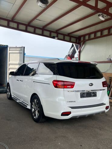срочно продам авто в связи с переездом: Kia Carnival: 2019 г., 2.2 л, Автомат, Дизель, Минивэн — 4