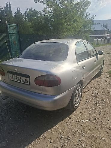Продажа авто: Daewoo Lanos: 1999 г., Механика, Бензин, Седан — 8