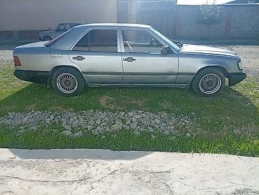 насадки на глушитель мерседес: Mercedes-Benz W124: 1988 г., Седан — 5