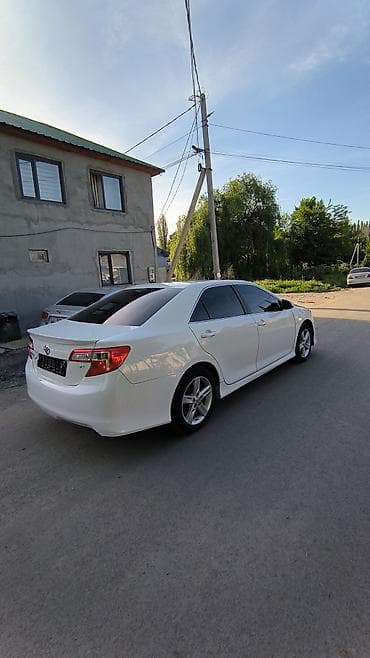 Toyota Camry: 2012 г., 2.5 л, Автомат, Бензин, Седан