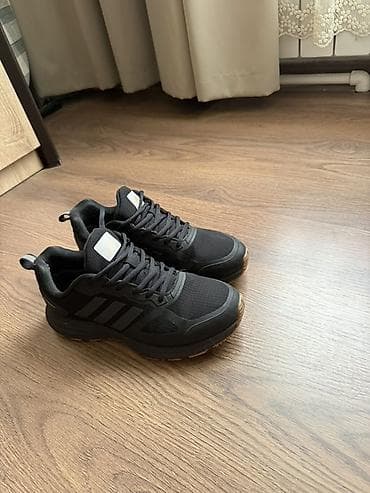 gore tex обувь: Кроссовки Adidas с мембраной Gore‑Tex - Назначение: трекинг/город — 1