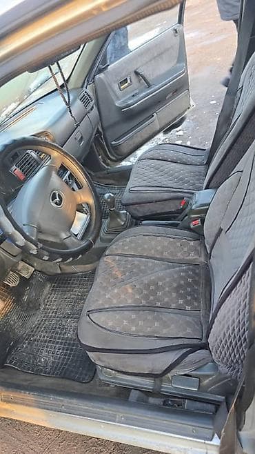 mazda 929: Mazda 626: 1990 г., 2.2 л, Механика, Бензин, Седан — 2