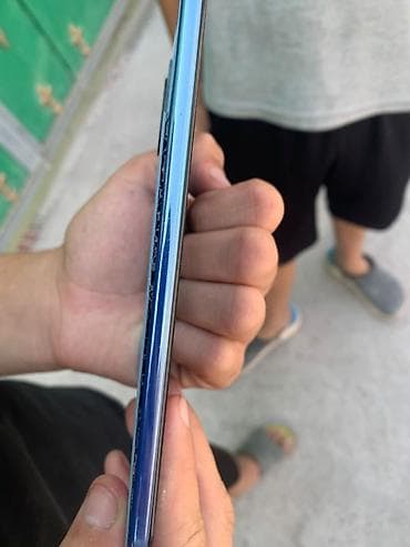 poco x4 gt: Xiaomi mi 11 Lite 128гб. Из минусов задняя крышка разбита и неровно — 3