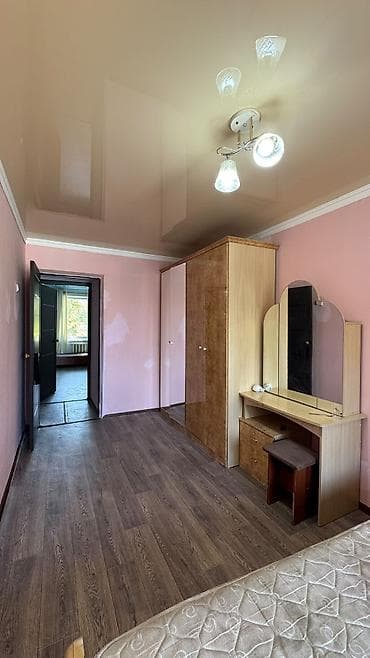 салон красоты продаю: 3 комнаты, 58 м², 104 серия, 2 этаж, Косметический ремонт — 3