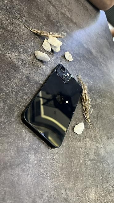 IPhone 13, Б/у, 128 ГБ, Midnight, Зарядное устройство, Чехол at lalafo.kg IPhone 13, Б/у, 128 ГБ, Midnight, Зарядное устройство, Чехол