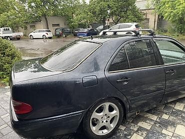 Продажа авто: Mercedes-Benz E-Class: 1999 г., 3.2 л, Автомат, Бензин, Седан — 4