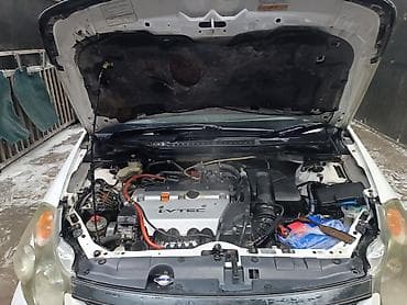 авто сиденья бу бишкек: Honda Stream: 2005 г., 2 л, Типтроник, Газ, Вэн/Минивэн — 6