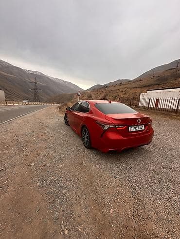 corolla s: Toyota Camry: 2021 г., 2.5 л, Автомат, Бензин, Седан — 2
