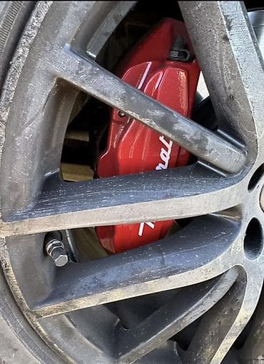 капот: Maserati Ghibli 2018 г. 3.0 бензин задний привод. Машина без пробега — 2