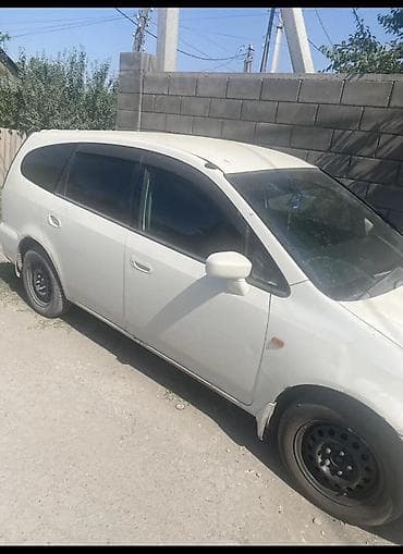 Транспорт: Honda Stream: 2001 г., 2 л, Автомат, Бензин, Минивэн — 2