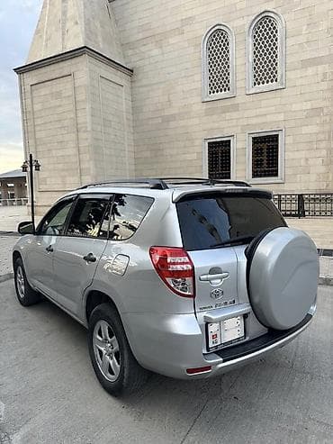 Toyota: Toyota RAV4: 2008 г., Бензин — 3