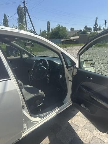 автокредит на бу авто бишкек: Honda Stream: 2001 г., 1.7 л, Автомат, Бензин, Вэн/Минивэн — 8