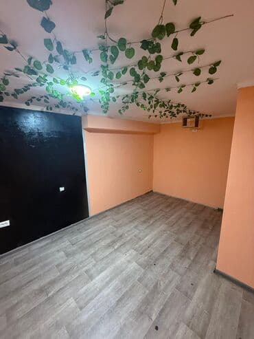 сдаю комнату подселение: Сдаю Офис, 15 м², В частном доме, С видом на горы, 1 линия, С оборудованием — 3