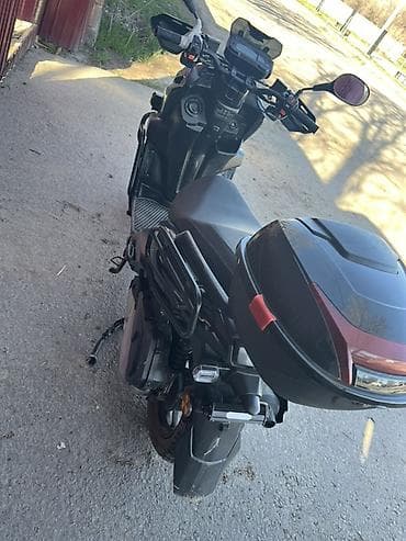 электронная мото: Макси-скутер Tank, 150 куб. см, Бензин, Б/у — 2