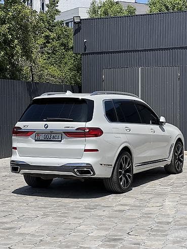 супорт камри: BMW X7: 2021 г., 3 л, Автомат, Бензин, Кроссовер — 5