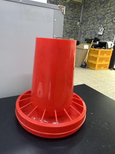 scottish fold: Кормушка бункерная 10 кг (10литр ) качество супер 👍 используется в — 1