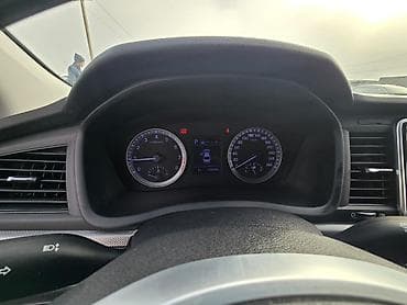 golf variant: Hyundai Sonata: 2021 г., 2 л, Газ — 10