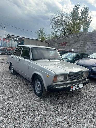 сколько стоит зил: ВАЗ (ЛАДА) 2107: 2011 г., 1.6 л, Ручные, Бензин, Седан — 3