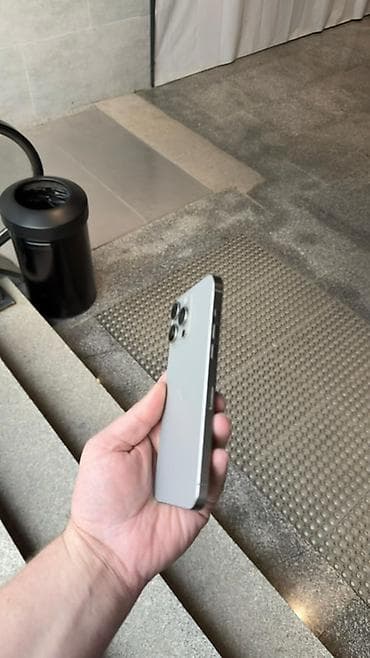 IPhone 15 Pro Max, White Titanium