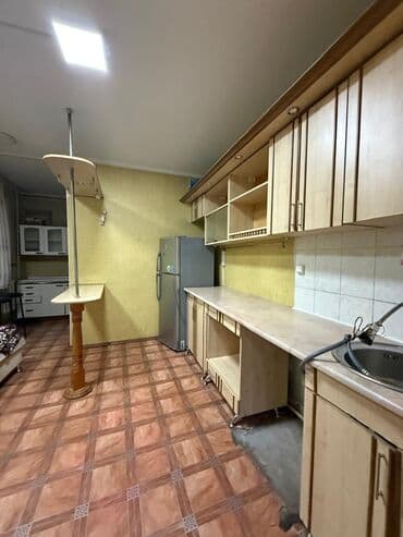 дом село ананьево: 200 м², 7 комнат, Парковка — 9