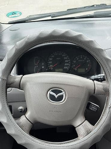 Транспорт: Mazda PREMACY: 2002 г., 2 л, Автомат, Бензин, Минивэн — 10