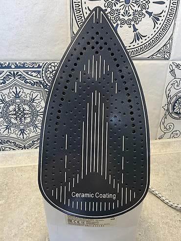 juicer blender: Утюг Maxwell, Паровой, Керамический, Регулировка подачи пара, Противокапельная система, Вертикальное отпаривание — 2