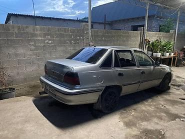 аренда авто ош камри: Daewoo Nexia: 2006 г., 1.5 л, Механика, Бензин, Седан — 2
